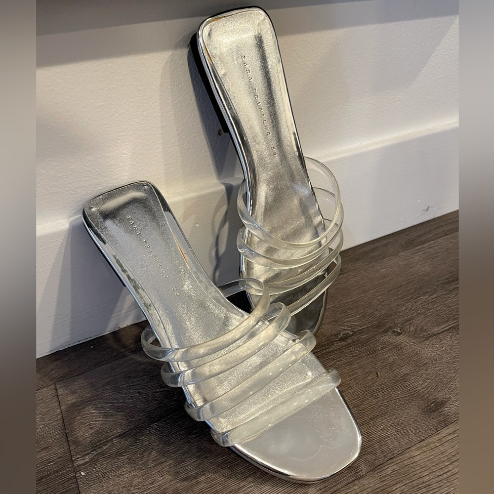 ZARA Clear Silver Strappy Flst Sandal Slides 8/39